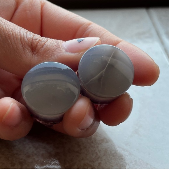 Oracle Rough Faced Amethyst Plugs in 19mm - Picture 10 of 10